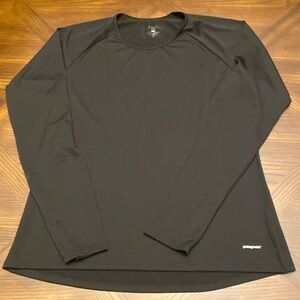 Patagonia Capilene Performance Top Large Black Long Sleeve